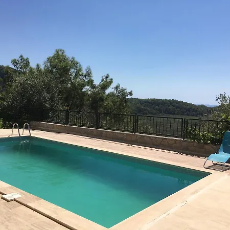 Holiday home Bouganvillea *