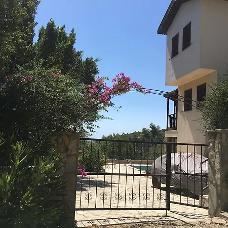 Holiday home Bouganvillea *